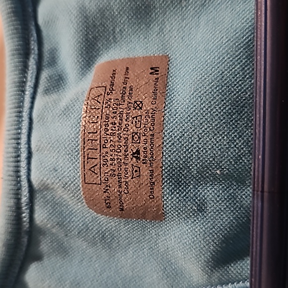 Athleta racerback tank top with built-in bra - Picture 4 of 5